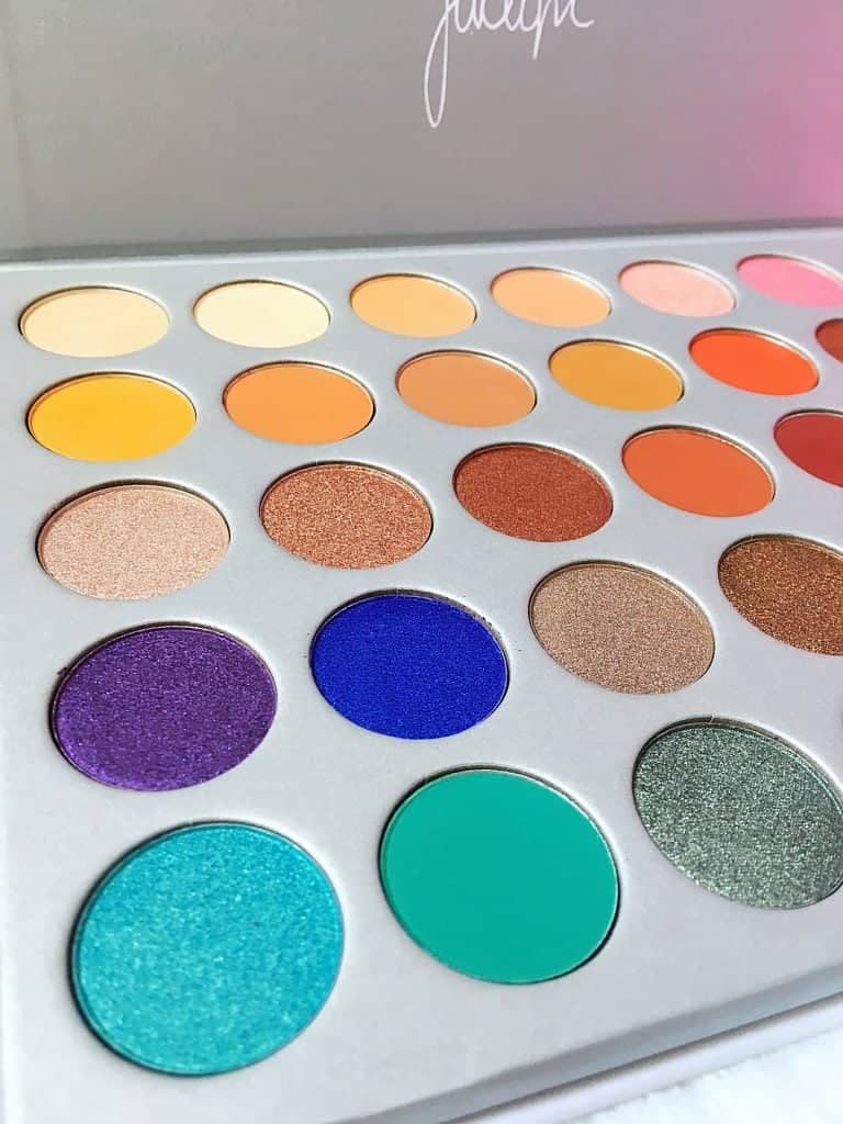 Morphe x Jaclyn Hill Eyeshadow Palette Review- One of the most gorgeous and versatile eyeshadow palettes out there including 35 fun shades! Perfect for both makeup beginners and makeup pros! 