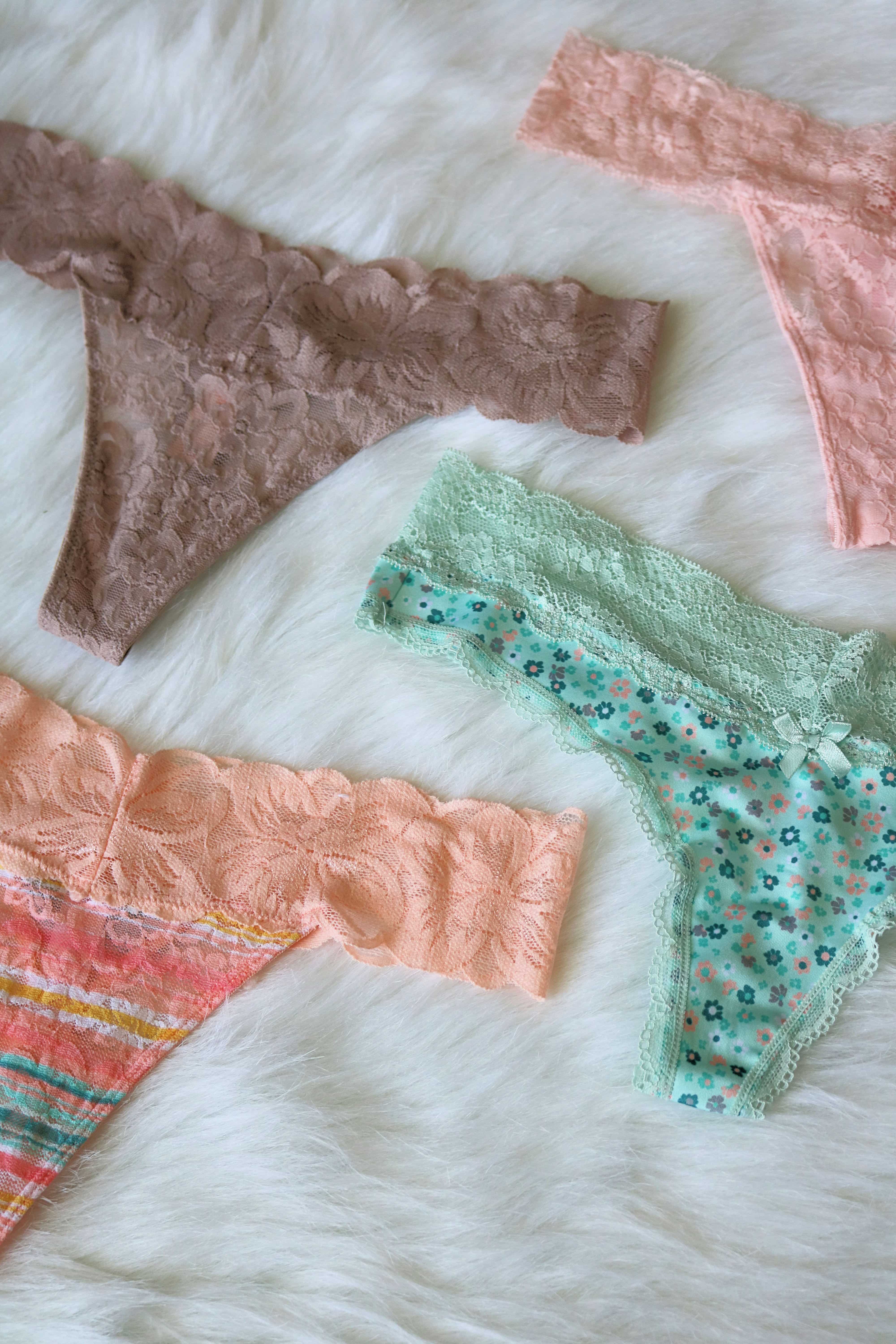 Love the bralette trend? Check out these cute and affordable lace bralettes from @Kohls and tips on how to wear them for both casual and chic looks! #ad #CandiesAtKohls #bralettes #lacebralettes