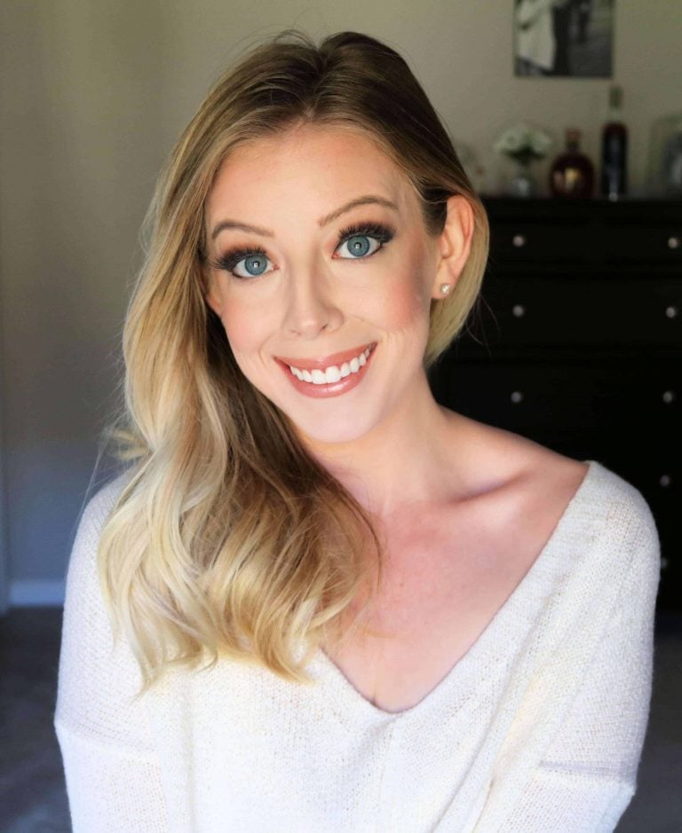 5 Tips to Get Glowing Skin in The Winter