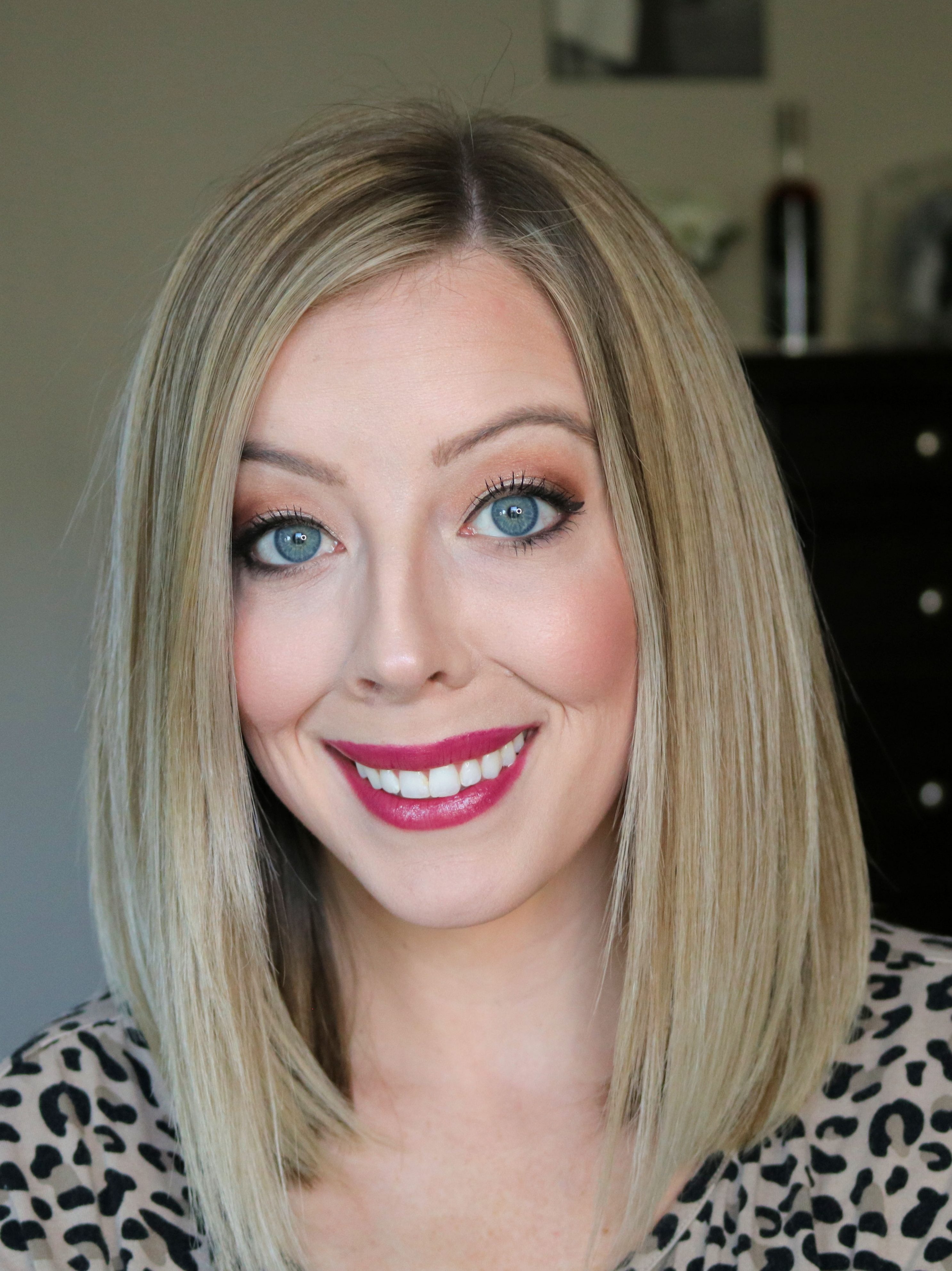 Check out my easy brown smokey eye makeup tutorial using the new Physicians Formula Ultimate Butter Collection! I'm also sharing a full review of this new drugstore makeup collection with swatches! #ad #physiciansformula #makeuptutorial #smokeyeye #eyemakeup #drugstoremakeup