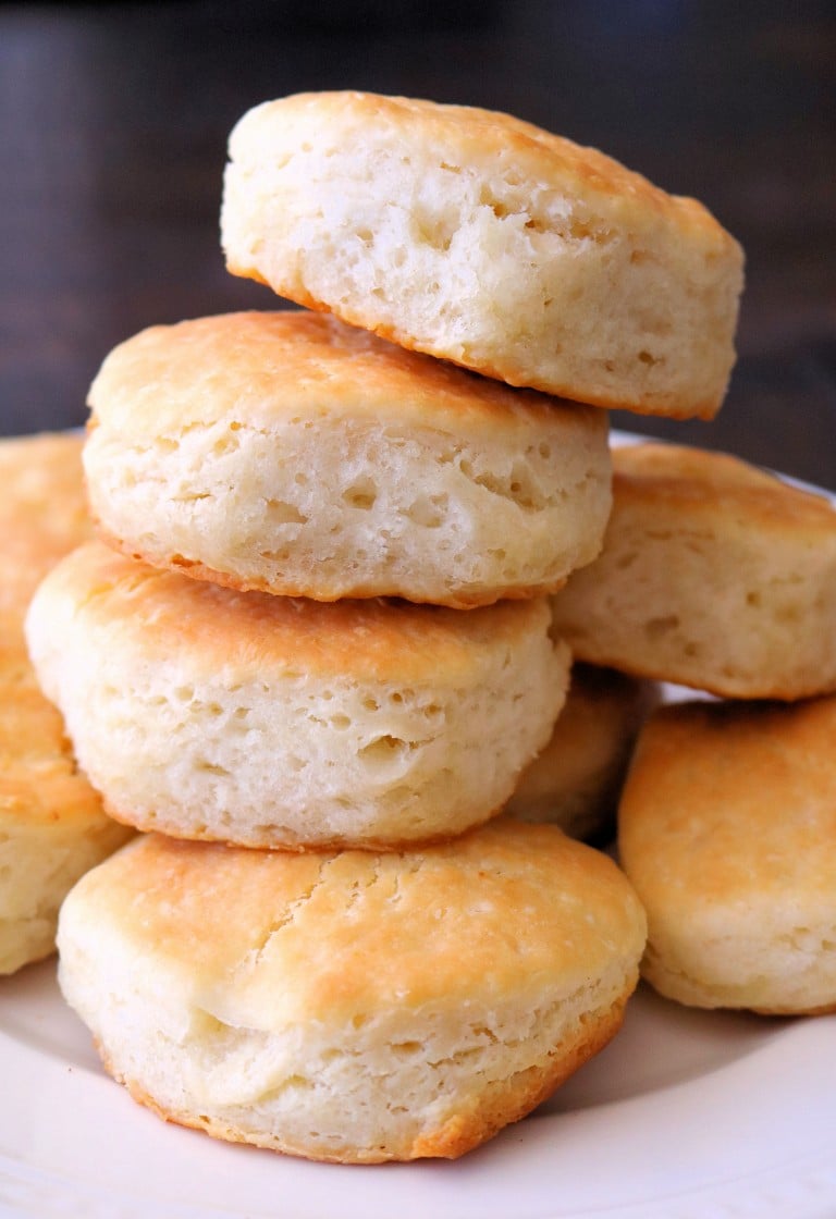 Easy 3 Ingredient Self-Rising Flour Biscuits (+Video)