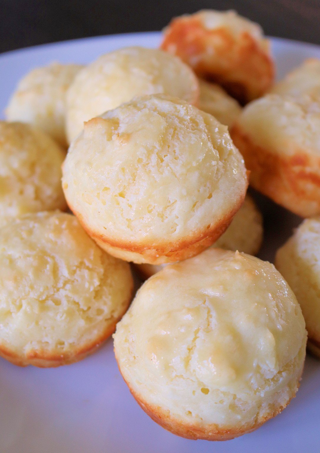Quick & Easy No Yeast Dinner Rolls (Self Rising Flour) Kindly Unspoken