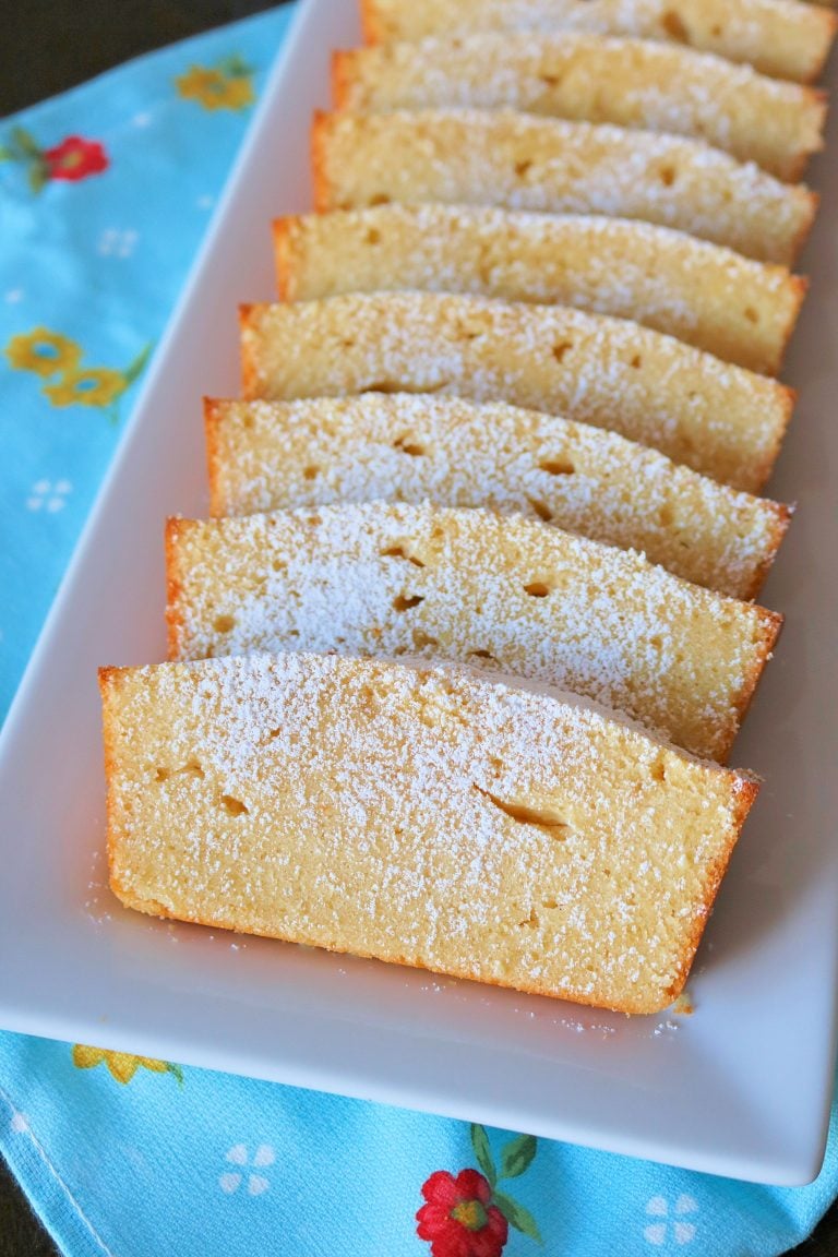 Easy Old Fashioned Pound Cake (Loaf Pan Recipe)