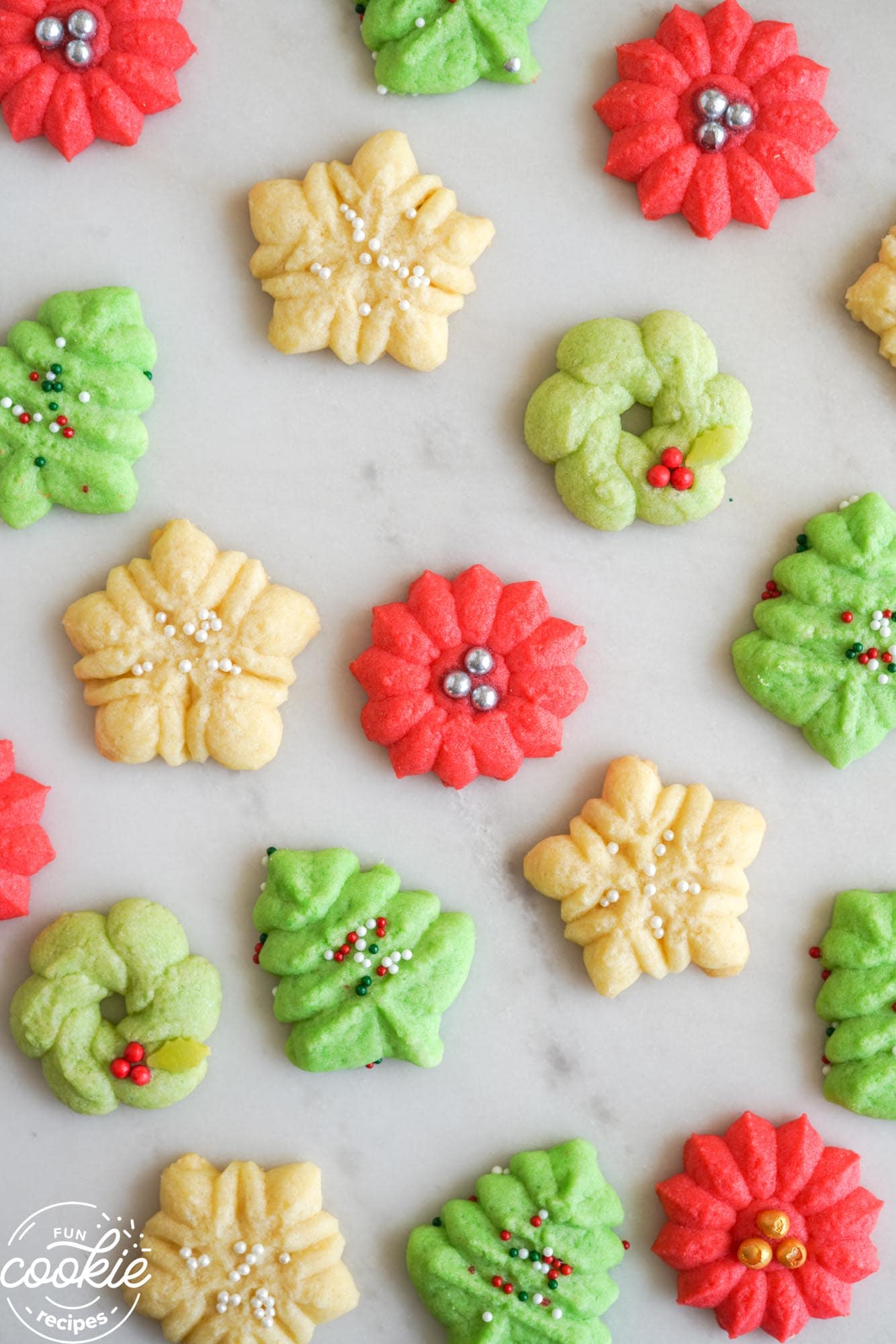 Love making Christmas cookies? Looking for quick and easy Christmas cookie recipes to try this year? Check out my roundup of 70 Easy Christmas Cookie Recipes with Few Ingredients with classic Christmas cookies everyone will love! 