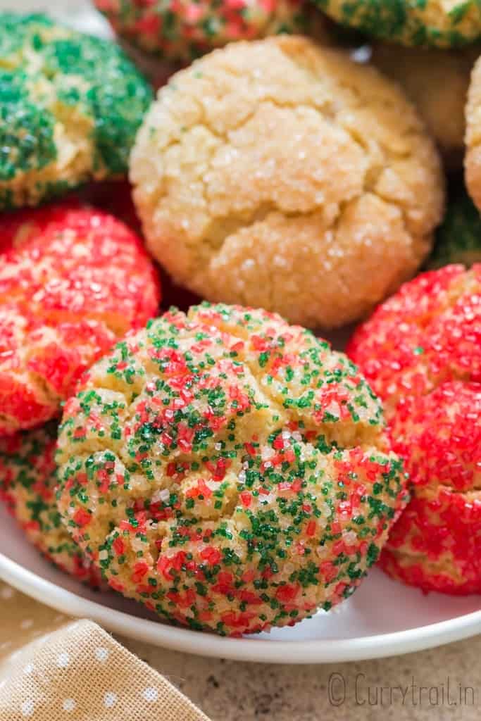 Love making Christmas cookies? Looking for quick and easy Christmas cookie recipes to try this year? Check out my roundup of 70 Easy Christmas Cookie Recipes with Few Ingredients with classic Christmas cookies everyone will love! 